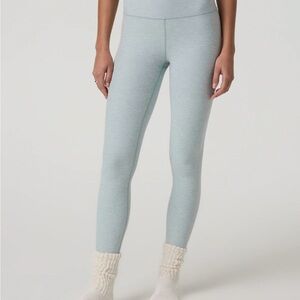 Vuori Clean Elevation legging NEW W/Tags- Medium